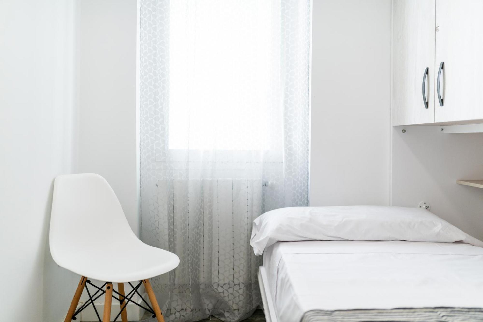 Pajaritos Suites Junto A Centro, Estacion De Tren Y Plaza De Toros Granada Ngoại thất bức ảnh