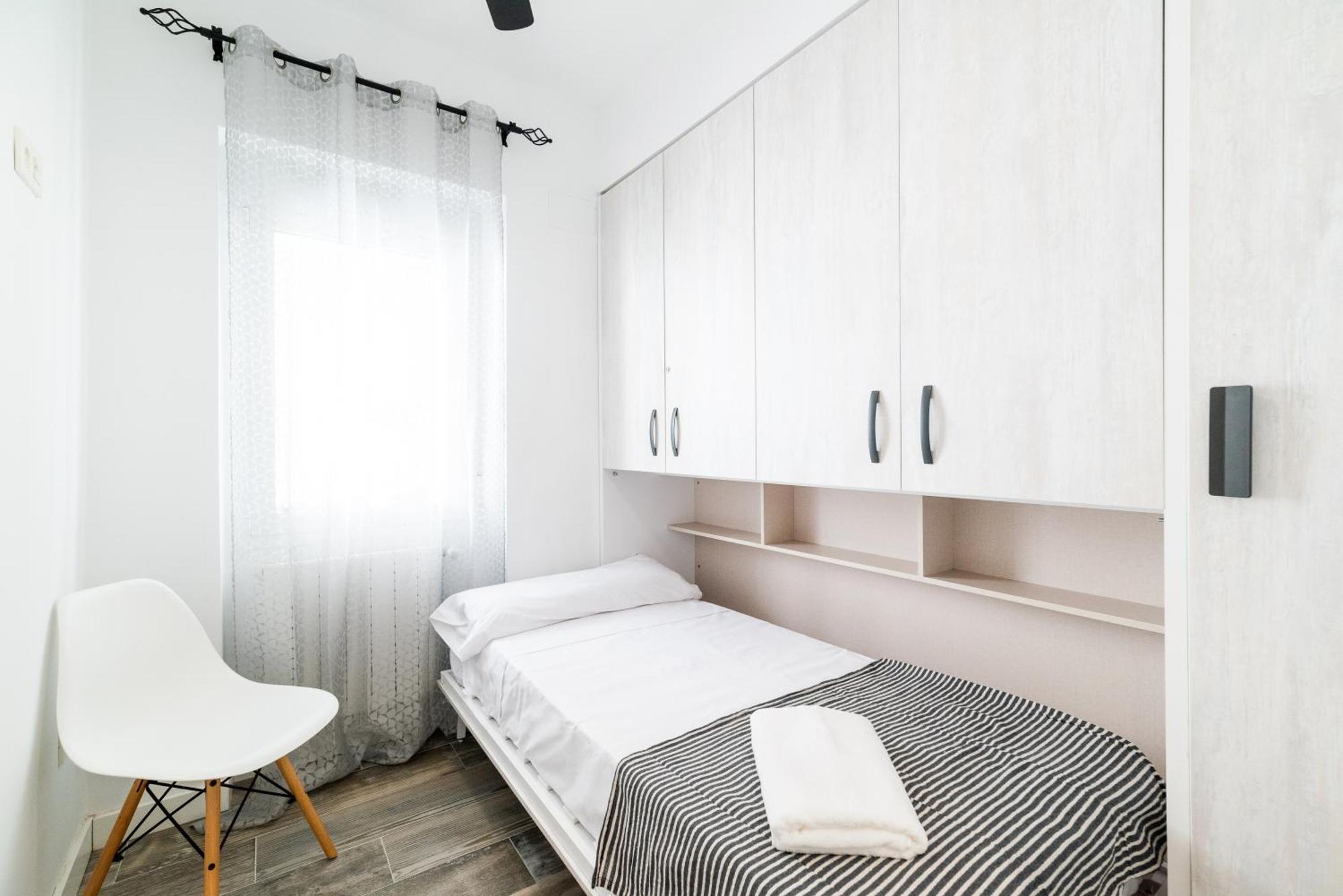 Pajaritos Suites Junto A Centro, Estacion De Tren Y Plaza De Toros Granada Ngoại thất bức ảnh