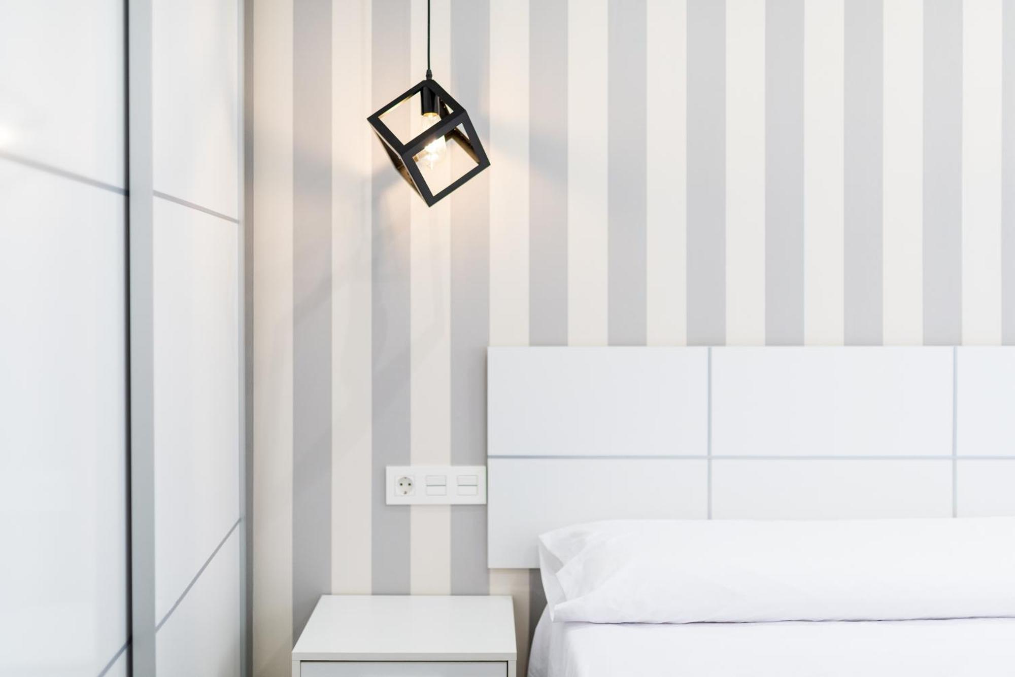 Pajaritos Suites Junto A Centro, Estacion De Tren Y Plaza De Toros Granada Ngoại thất bức ảnh