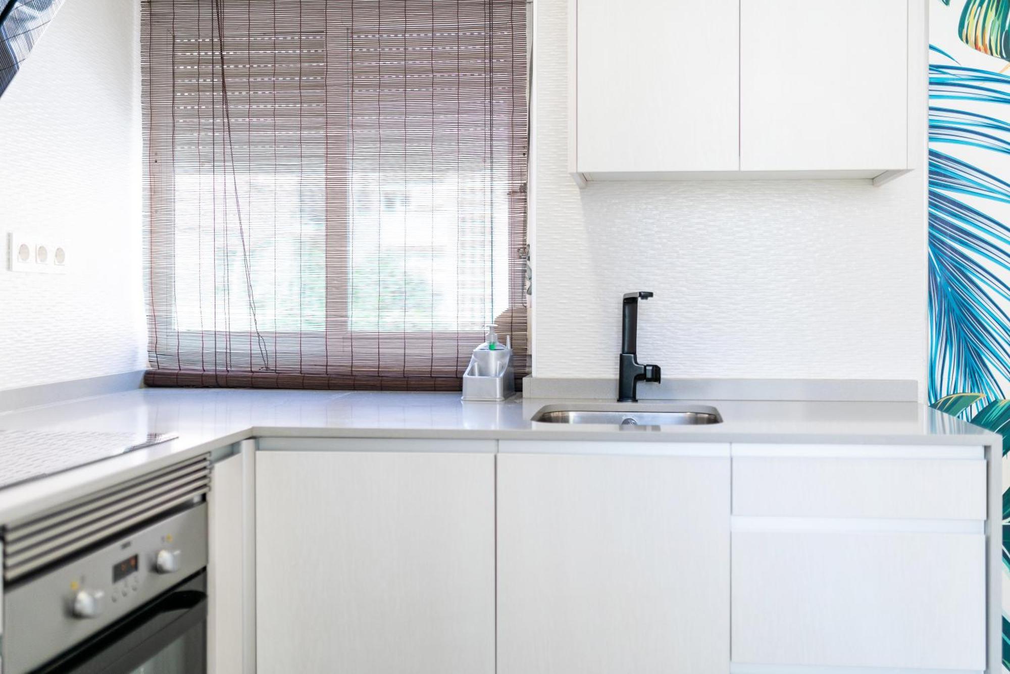 Pajaritos Suites Junto A Centro, Estacion De Tren Y Plaza De Toros Granada Ngoại thất bức ảnh